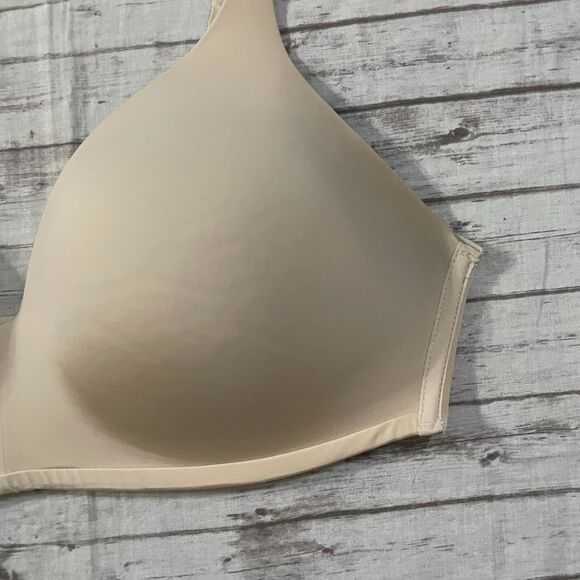 Soma Womens Vanishing 360 Seamless Bra Size 36C Wireless Adjustable Straps Beige - Picture 3 of 7